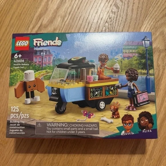 Lego Friends 42606 Mobile Bakery Food Cart Building Block Set NEW Coffee Dog